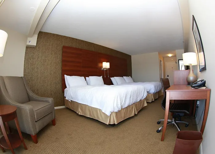 Budget Host Inn & Suites